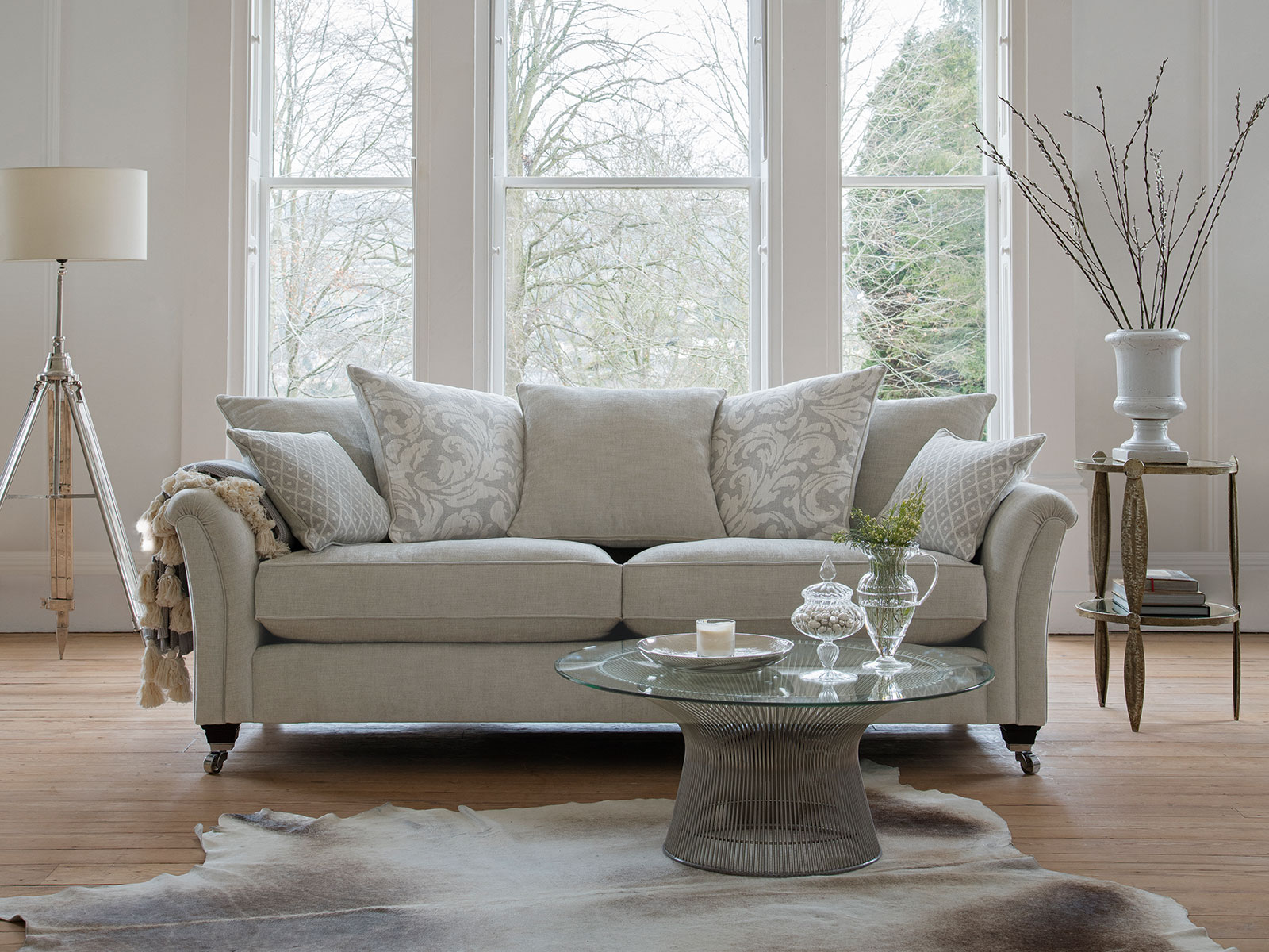 PK Devonshire Fabric HERO 2023.Jpg 8325C