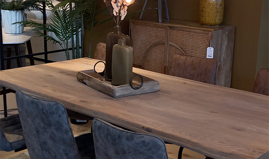 Carlton Husen V10 Feature2